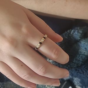 Daimond and saphire ring